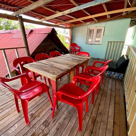 איסלה מוקורה Eco Hostal Estrella De Mar מראה חיצוני תמונה