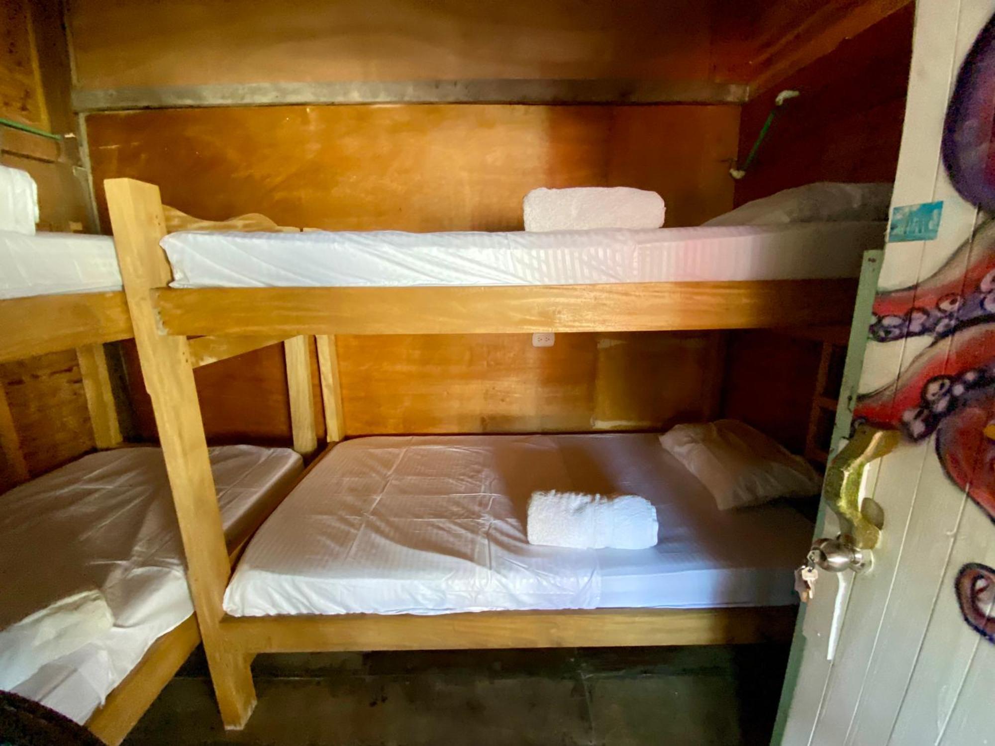איסלה מוקורה Eco Hostal Estrella De Mar מראה חיצוני תמונה