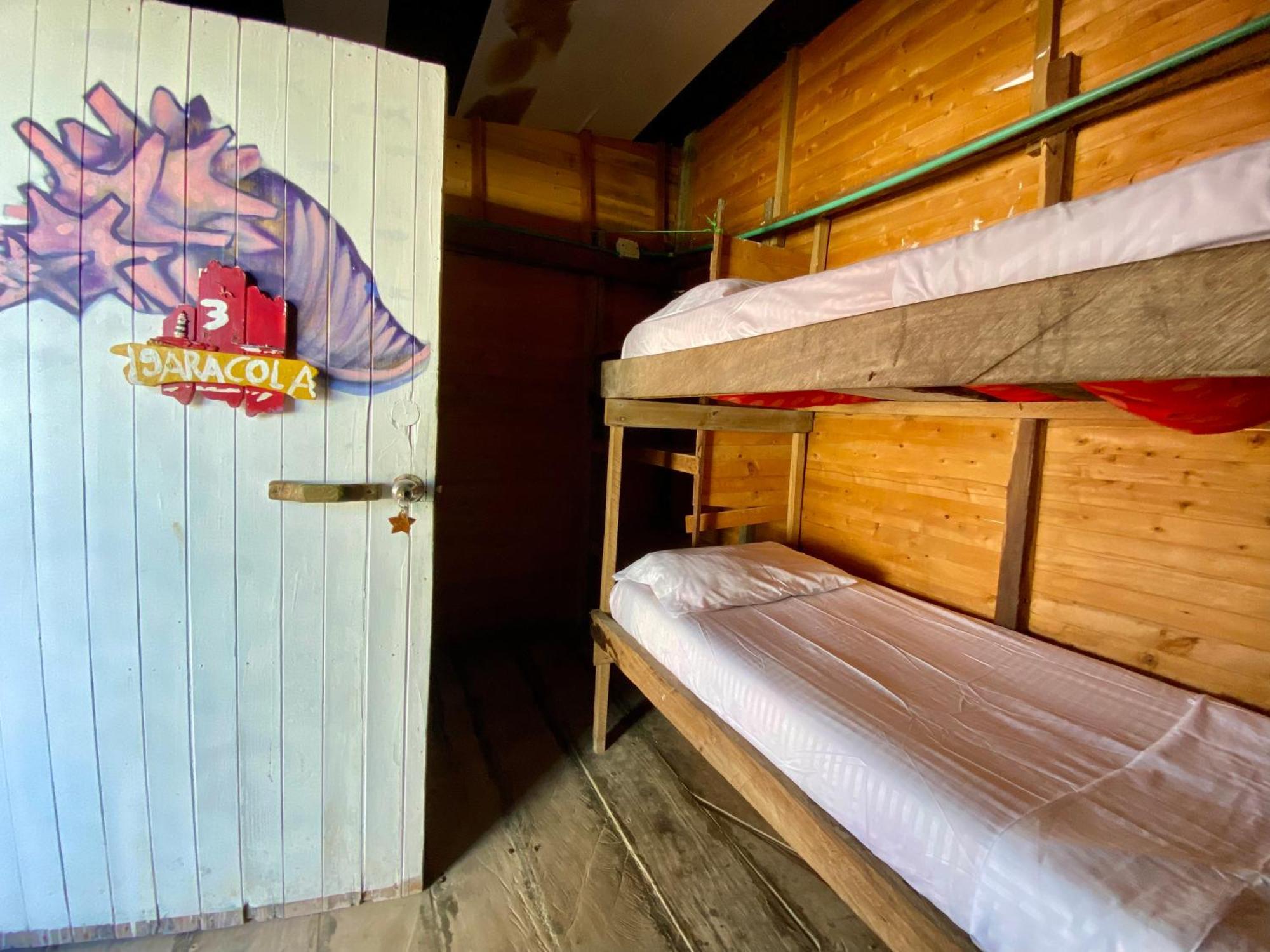 איסלה מוקורה Eco Hostal Estrella De Mar מראה חיצוני תמונה