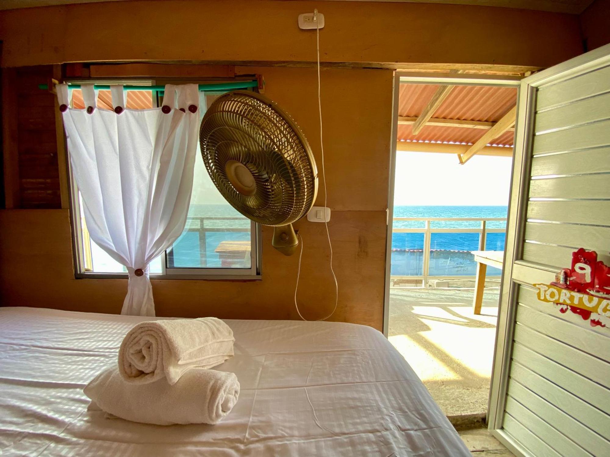 איסלה מוקורה Eco Hostal Estrella De Mar מראה חיצוני תמונה